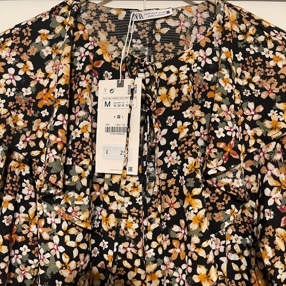 NWT Zara printed dress with ruffled hem - Picture 3 of 7